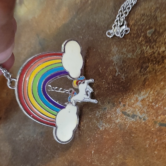 Rainbow 🌈 Running Unicorn in Clouds Necklsce - Picture 2 of 4